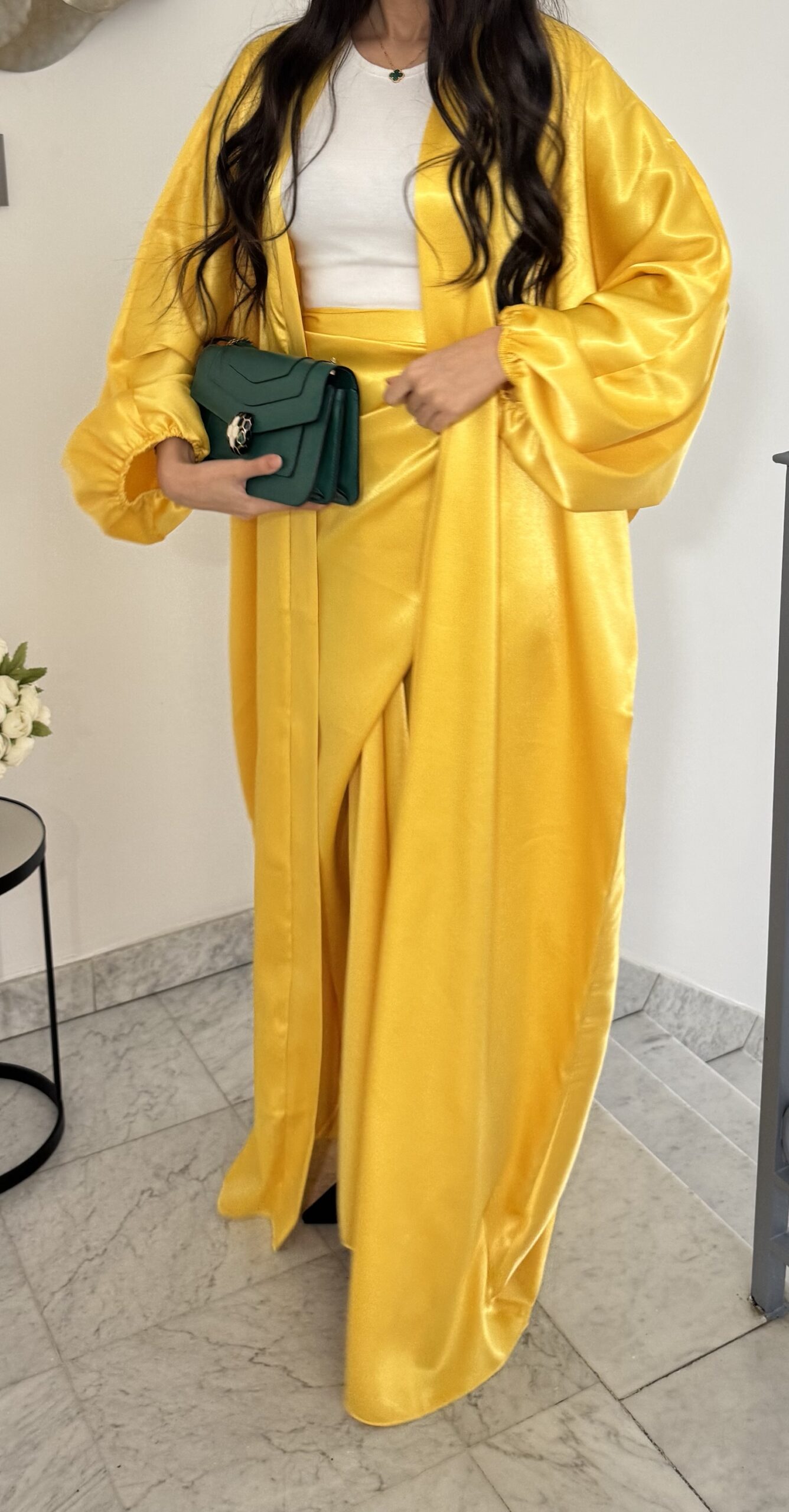 Ensemble à noué effet satinée [JAUNE]