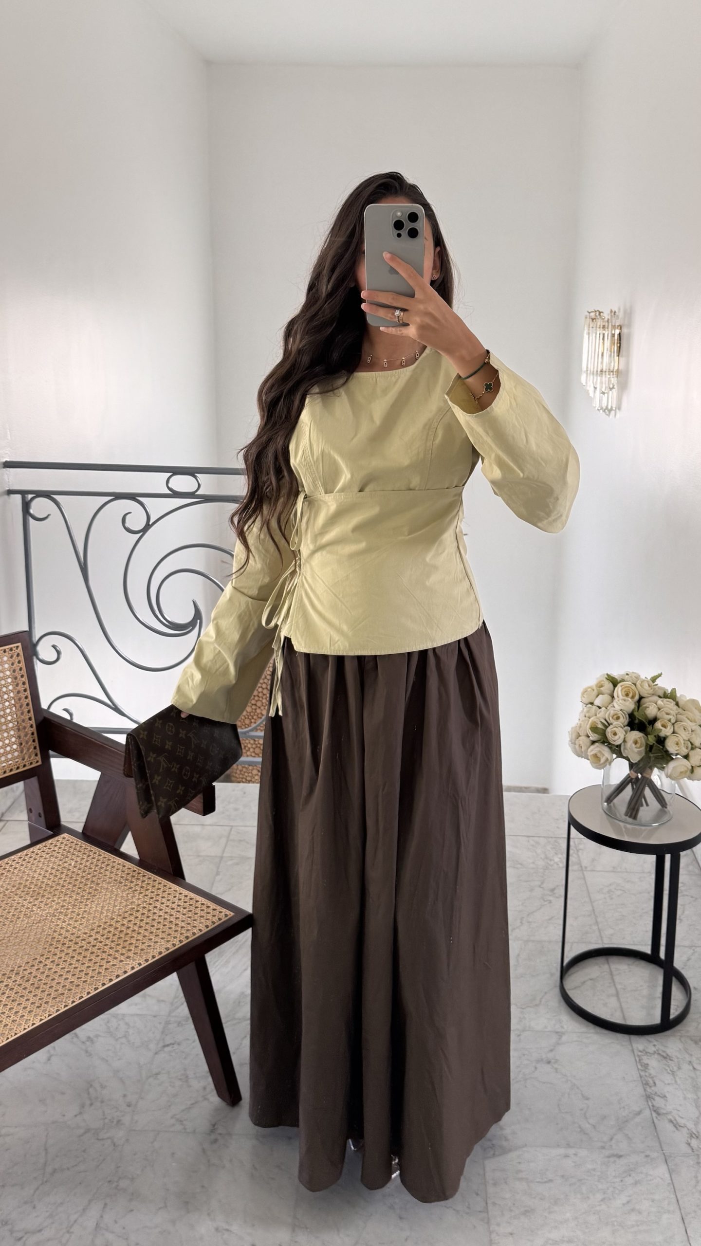 تنورة كبيرة الحجم [شوكولاتة]