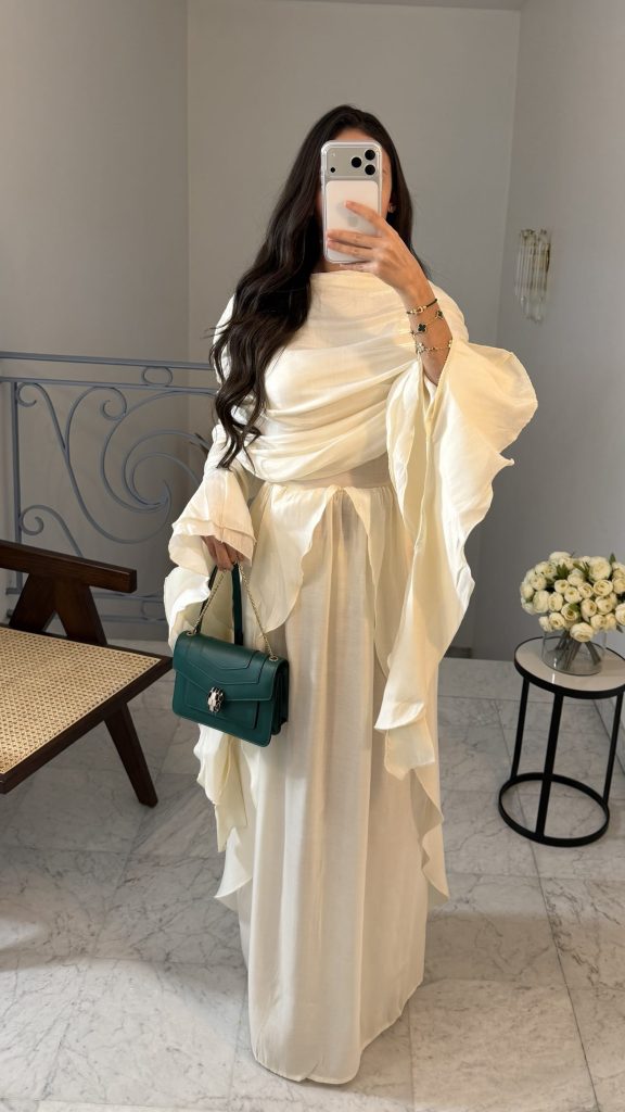 فستان أورغونزا انسيابي [بيج]