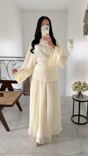 Haut satinée à lacets au dos [ECRUE]