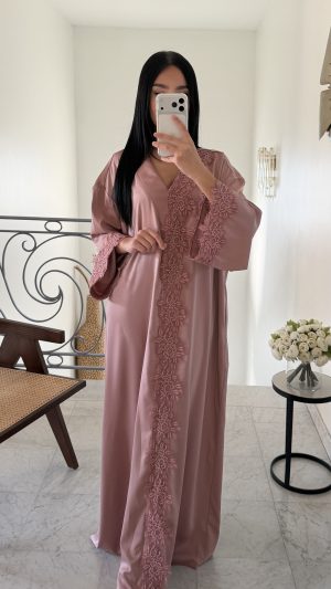 Abaya en dentelle [ROSE]