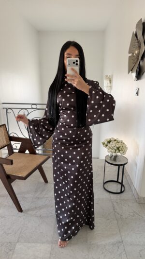 Robe longue à poids lacets au dos [MARRON]