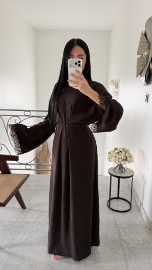 Robe longue dentelle lacets au dos [MARRON]