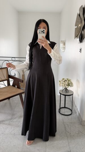 Robe sans manche col V [NOIR]