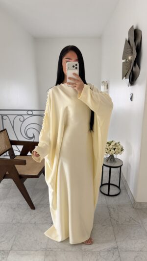 Robe cintrée détails boutons [ECRUE]
