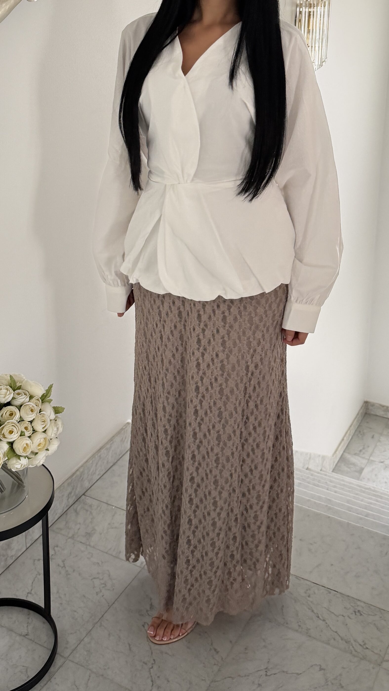 Jupe longue en dentelle TAUPE – Image 8