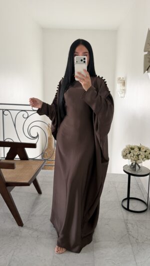 Robe cintrée détails boutons [MARRON]