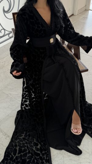 Caftan en velours [NOIR]