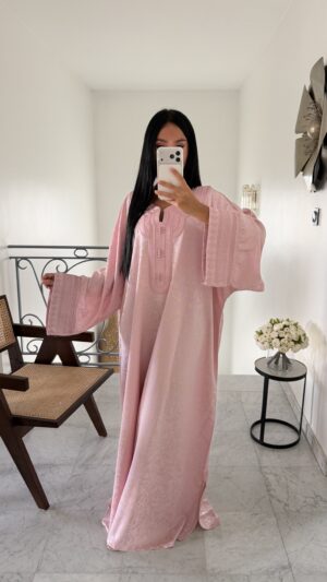 Jellaba artisanale en satin jacquard [ROSE]