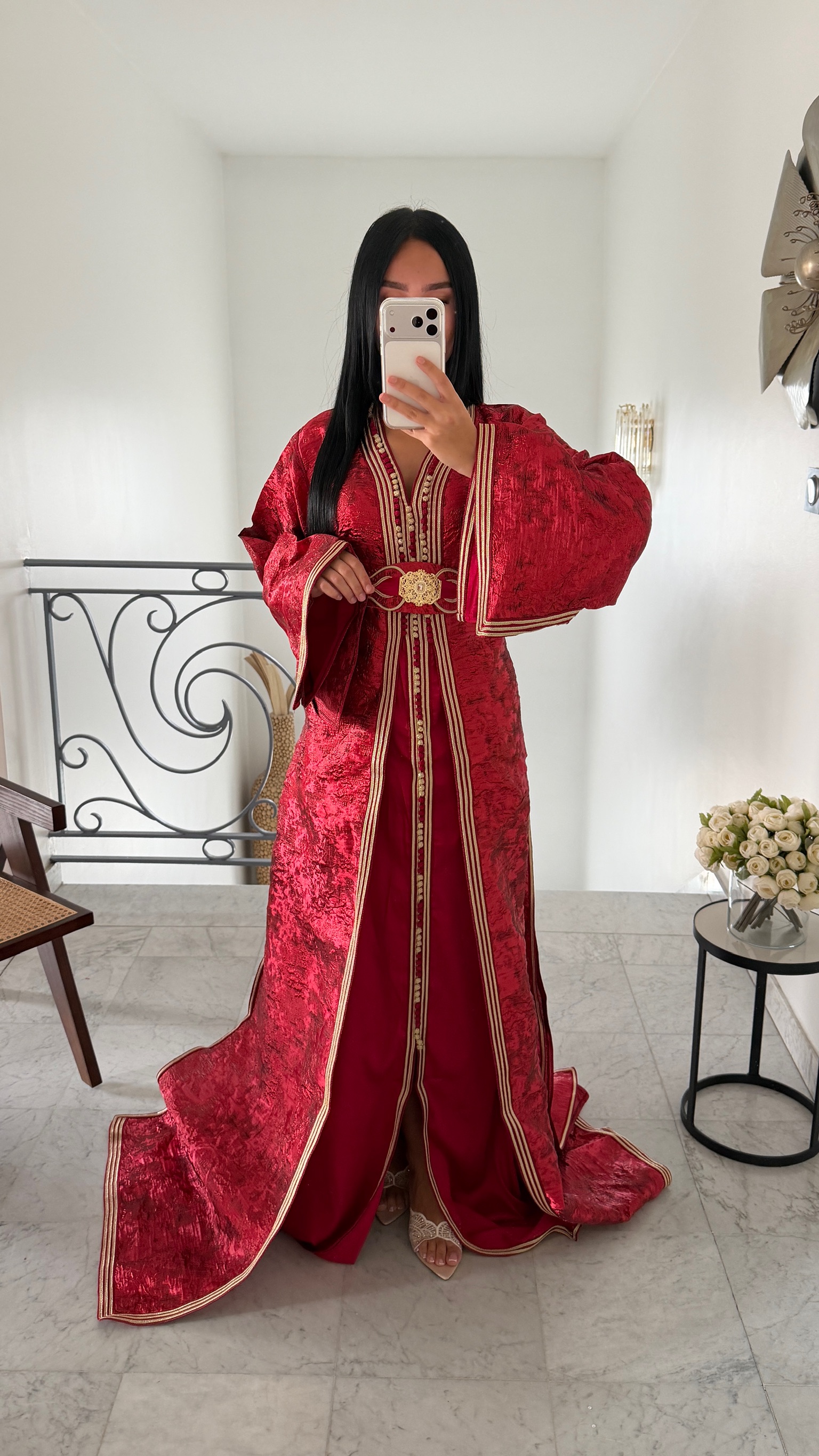 Caftan en brocard {ROUGE} – Image 5